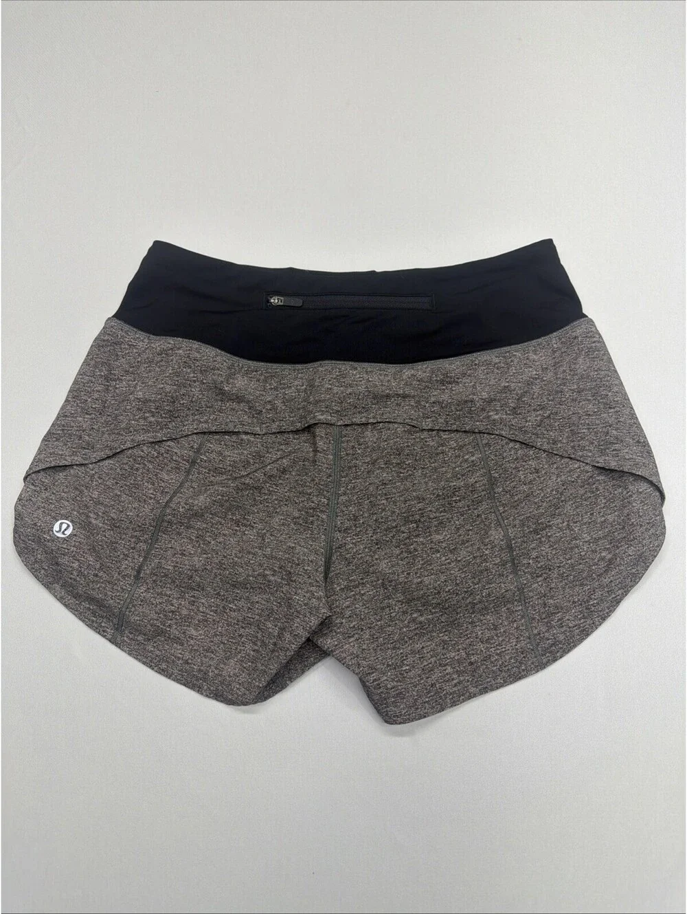 Lululemon Speed Up Running Shorts Womens Size 4 Regular Gray/Black Athletic